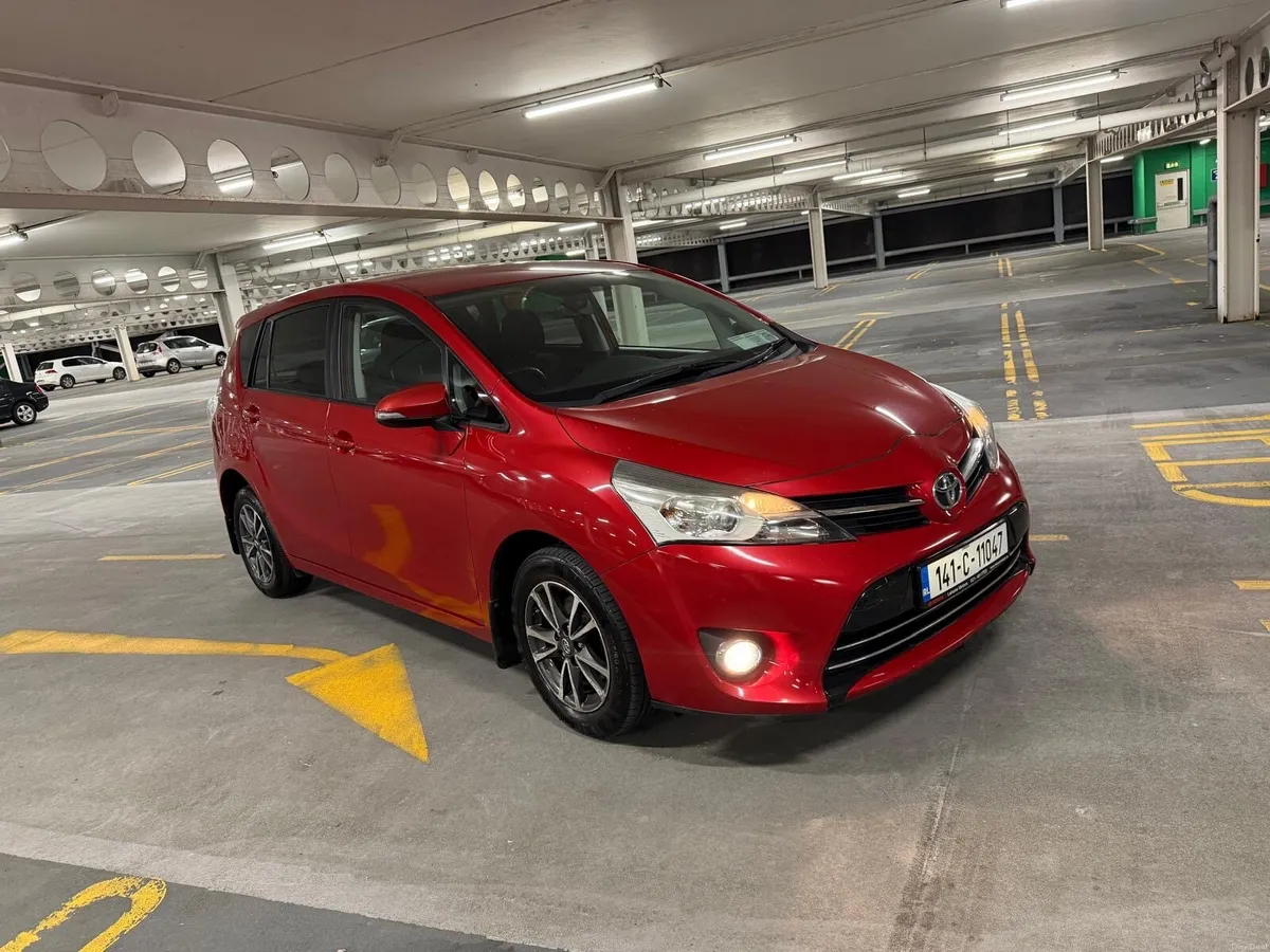 Toyota verso - Image 1