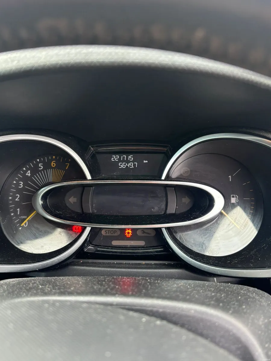 Renault clio - Image 4