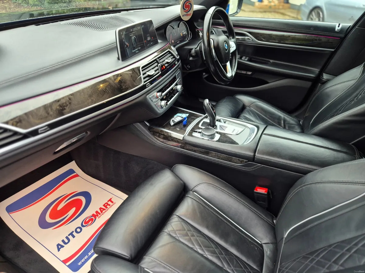 162'BMW 740D M-SPORT X-DRIVE - Image 2
