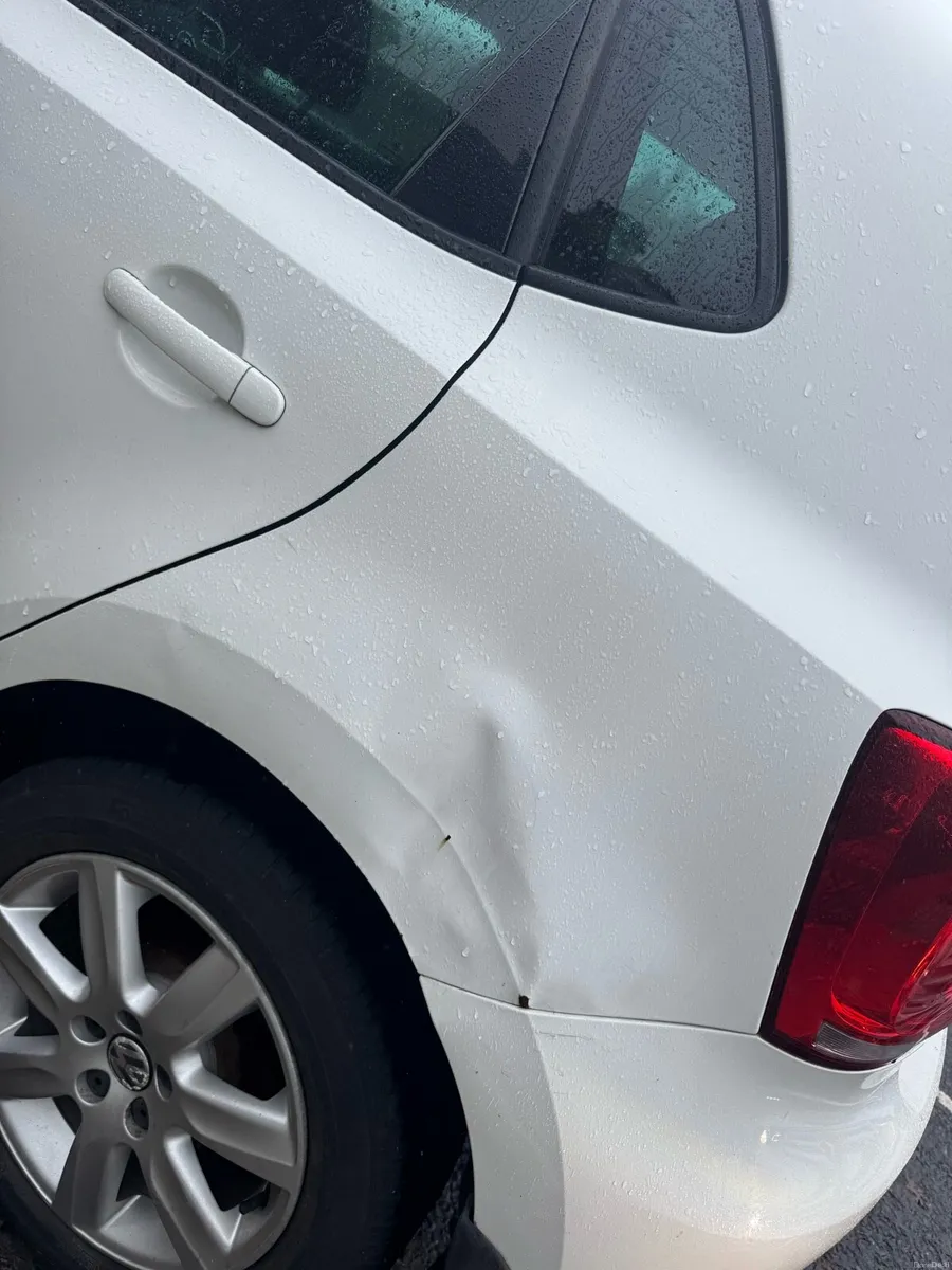 Volkswagen polo - Image 3