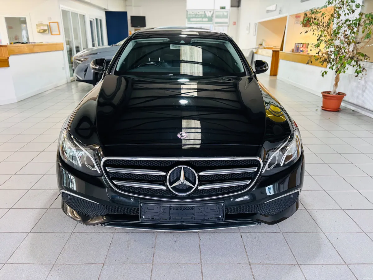 Mercedes-Benz E-Class 2019 Avant-garde - Image 2