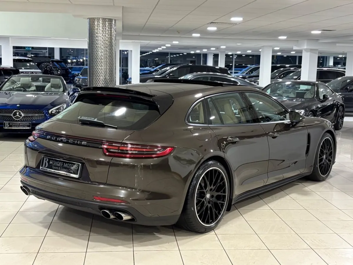Porsche Panamera 4 E-HYBRID SPORT TURISMO=HUGE SPE - Image 3