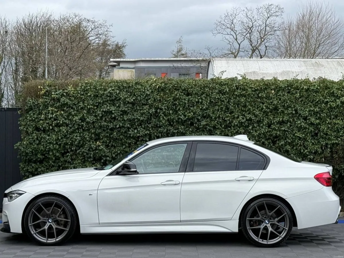 BMW 3-Series 320d M-SPORT COMPETITION PACK // NEW - Image 3