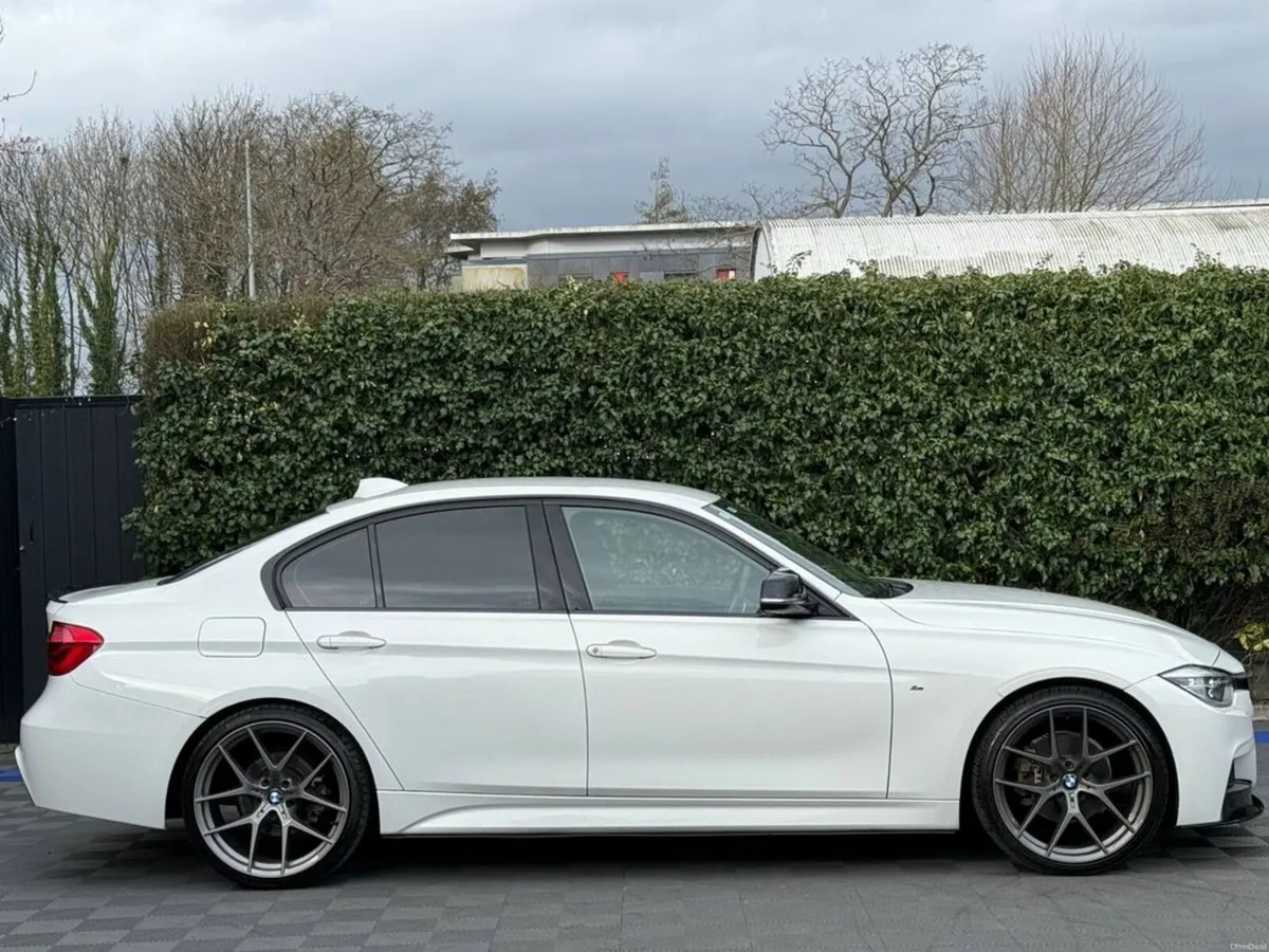 BMW 3-Series 320d M-SPORT COMPETITION PACK // NEW - Image 2