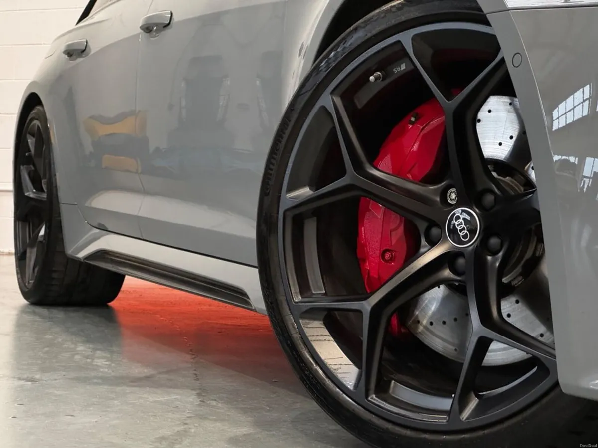 Audi RS6 4.0tfsi Performance Carbon VOR - Image 4