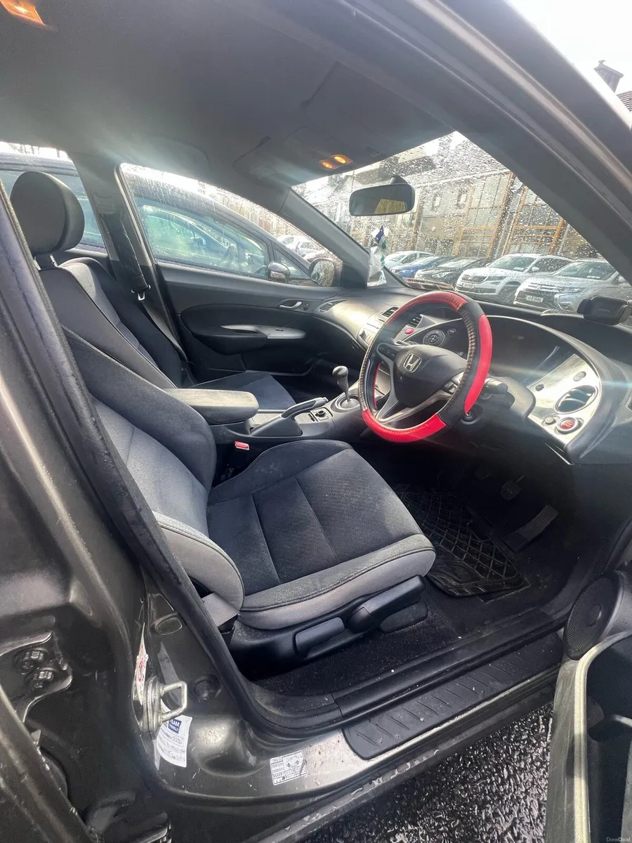 09 1.4L Civic hatchback - Image 4