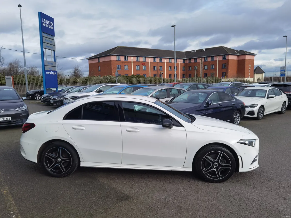 MERCEDES-BENZ A CLASS A250 E AMG LINE EXECUTIVE - Image 3