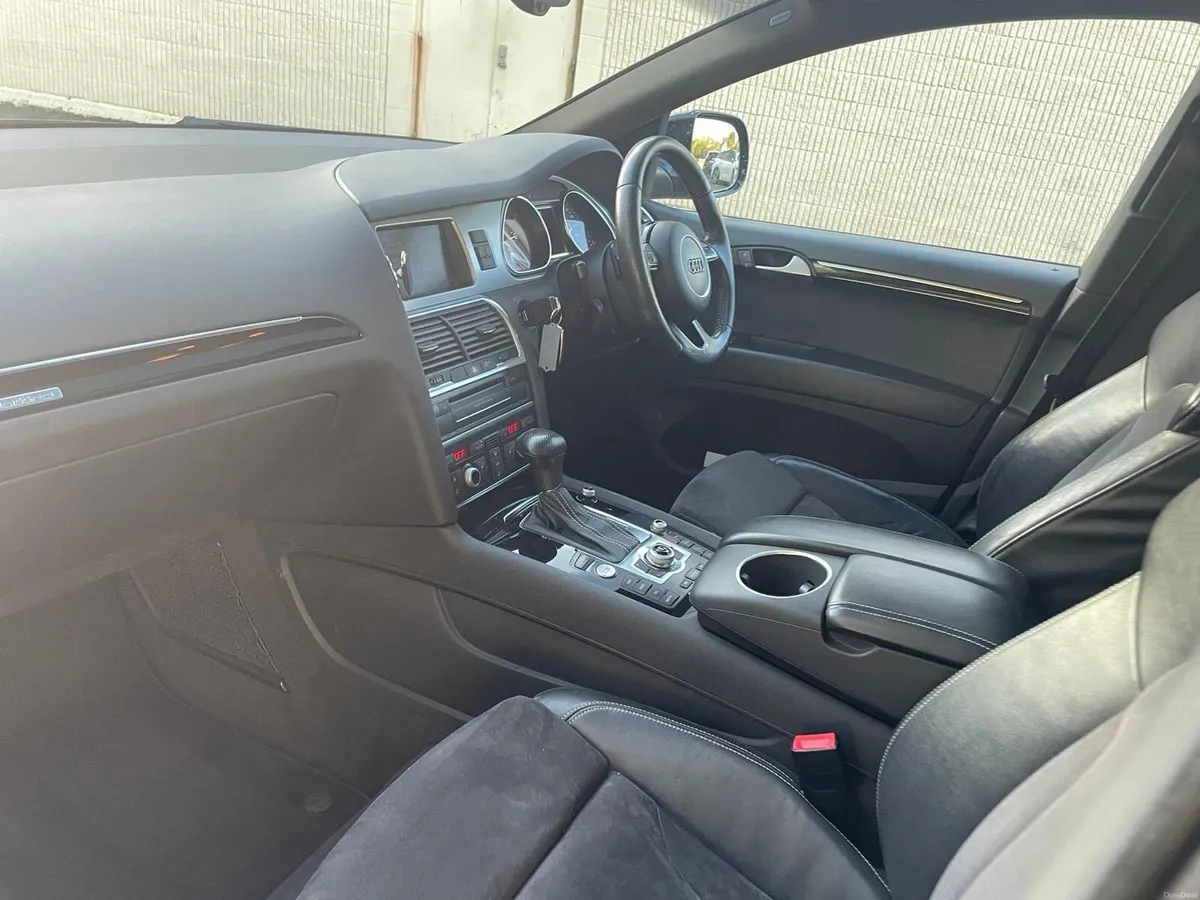 Audi Q7 S Line - Image 3