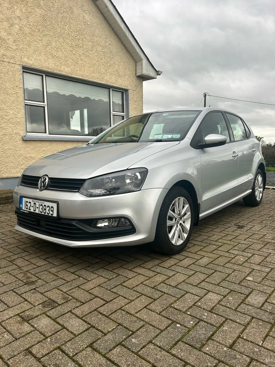 Volkswagen Silver Polo - Image 2