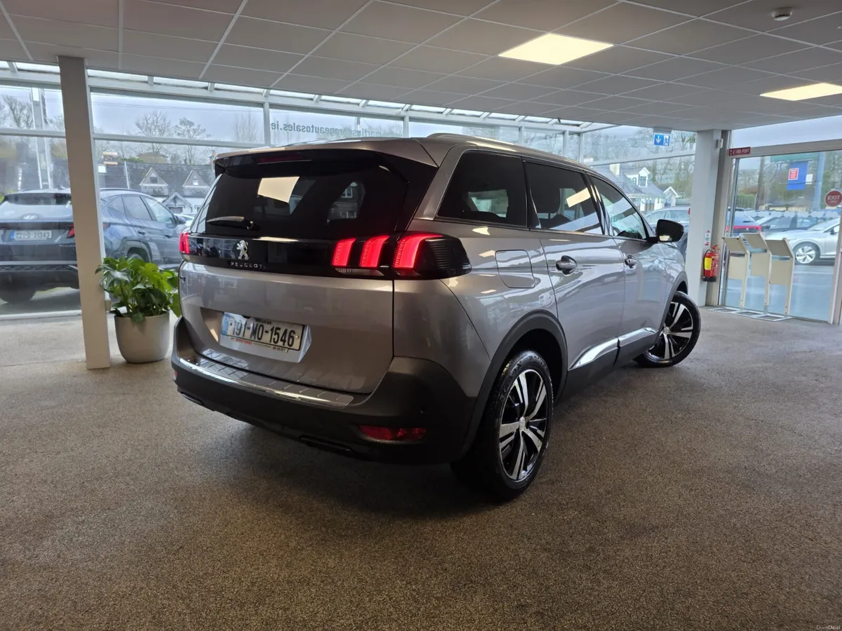 Peugeot 5008 Allure 1.5 Blue hdi 130 2019 - Image 3
