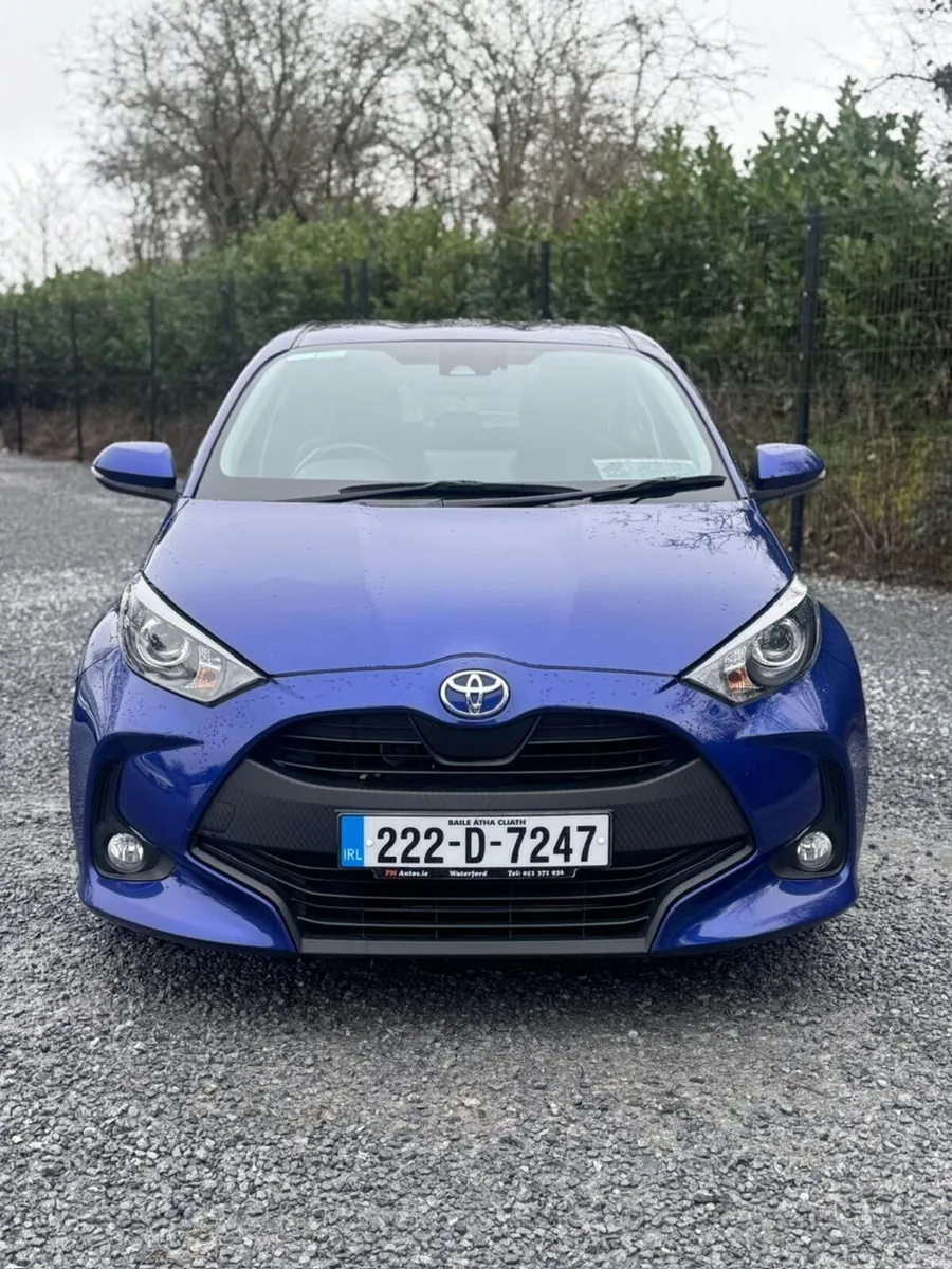 2022 Toyota Yaris ZERO DEPOSIT FINANCE - Image 3