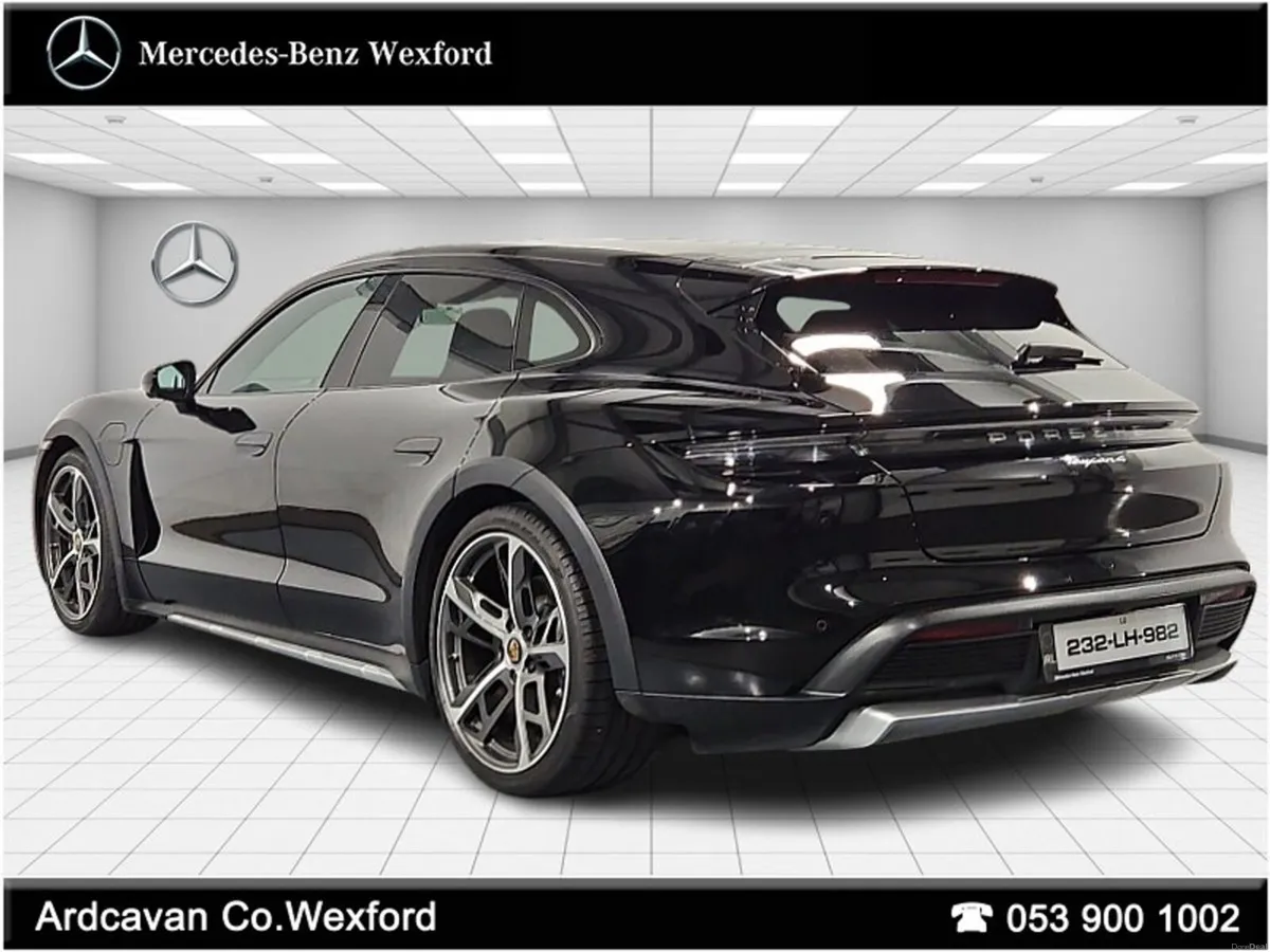 Porsche Taycan 4 Cross Turismo 93KW/H - Image 4