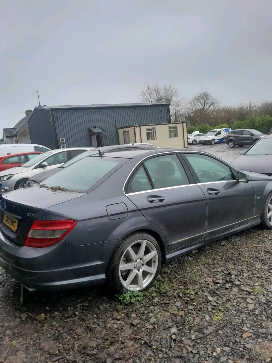 2010 MERCEDES C350 SPORT AUTO 5DR - Image 2