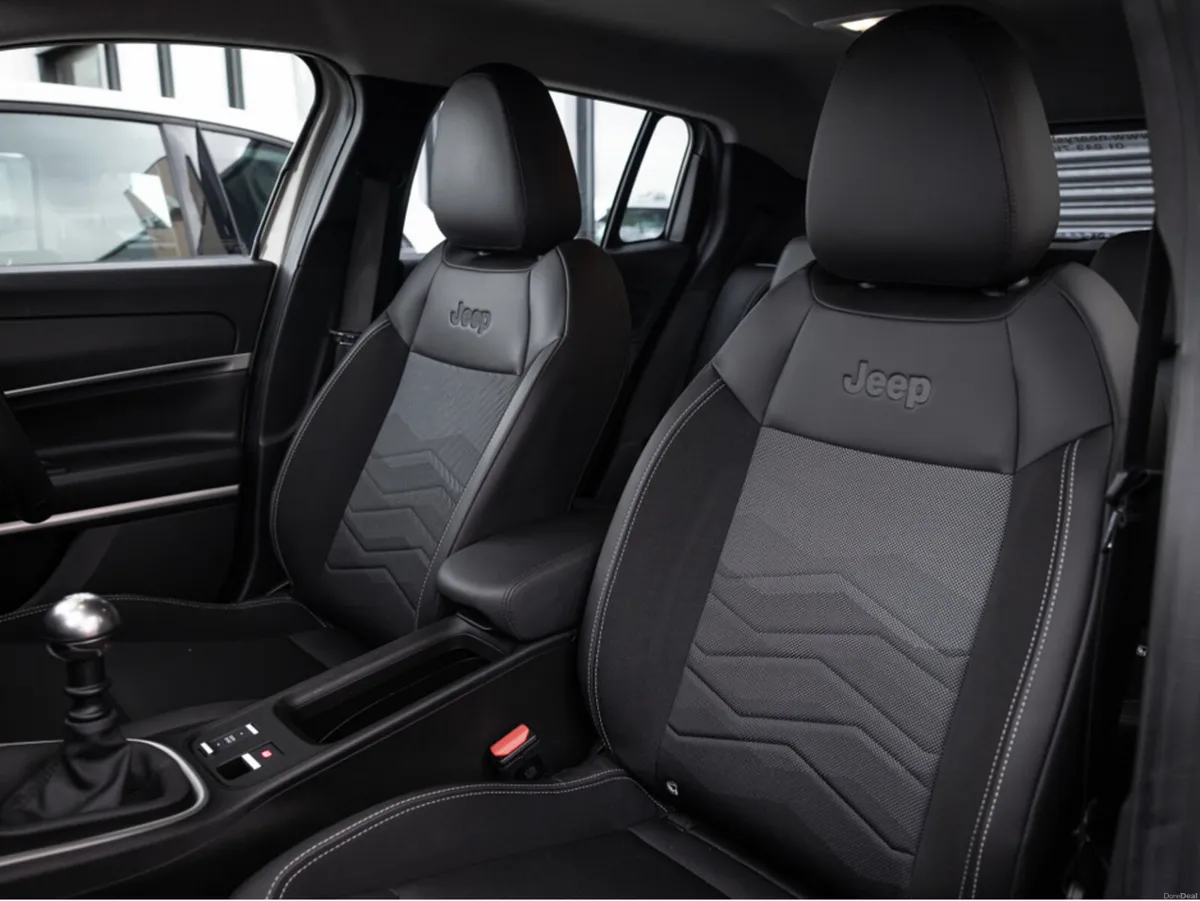 Jeep Avenger 1.2 100HP MT ALTITUDE - Image 4