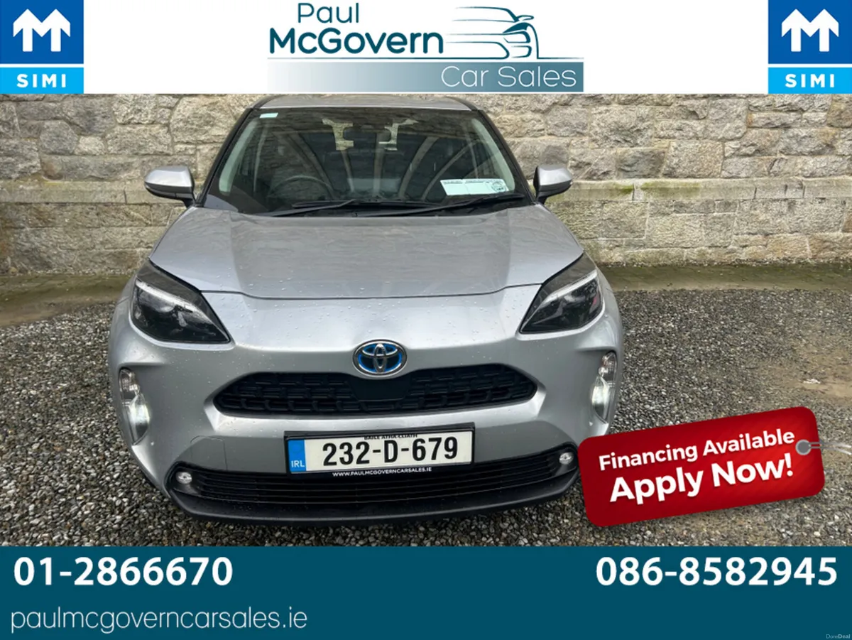 Toyota Yaris Cross CR LUNA 4DR AUTO**//**REVERSE C - Image 3