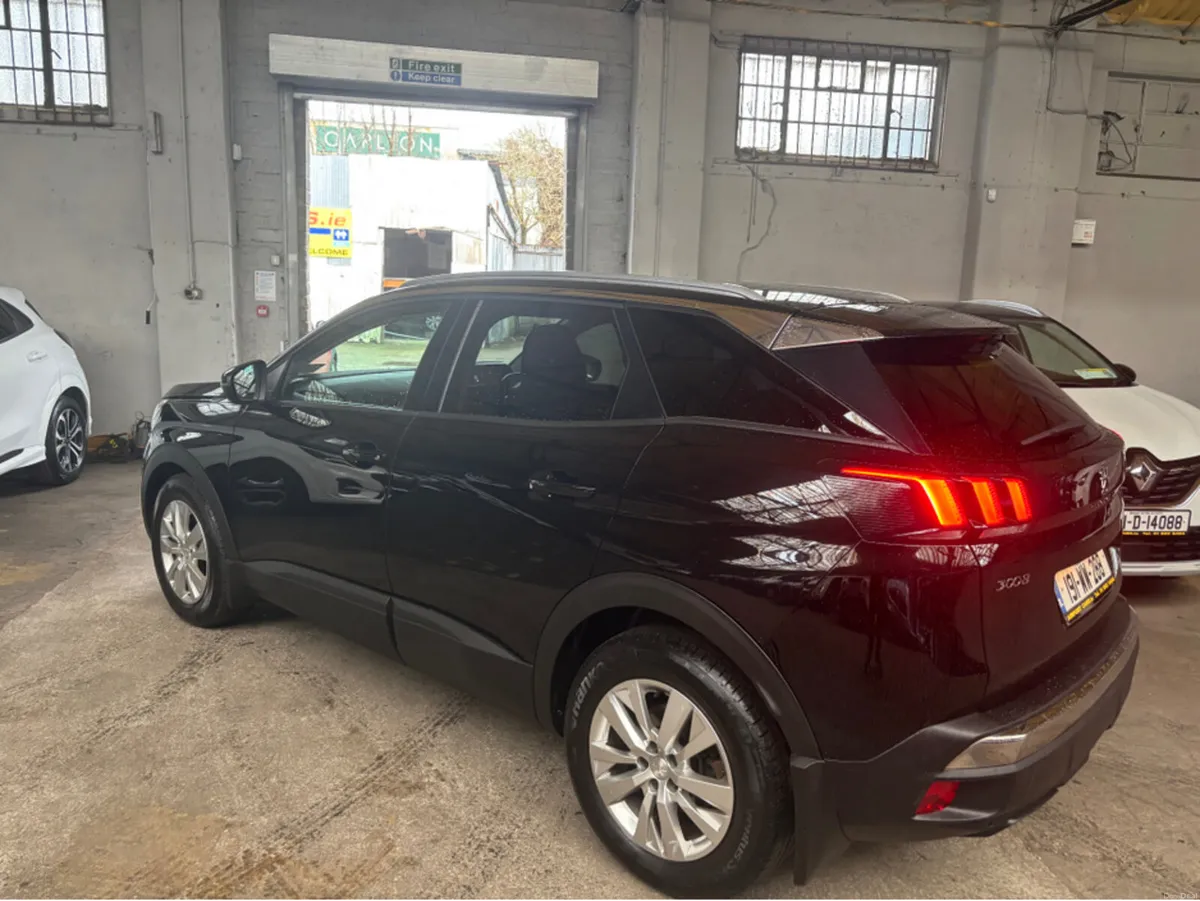 Peugeot 3008 ACTIVE 1.5 BLUE HDI 130 6 6.2 4DR - Image 3