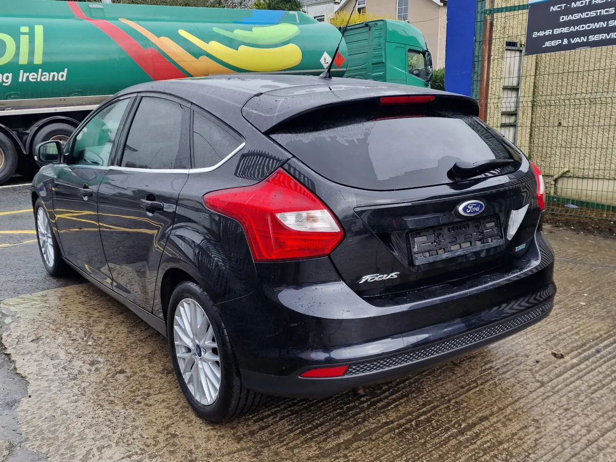 2014 Ford Focus 1.0T EcoBoost Zetec - Image 3
