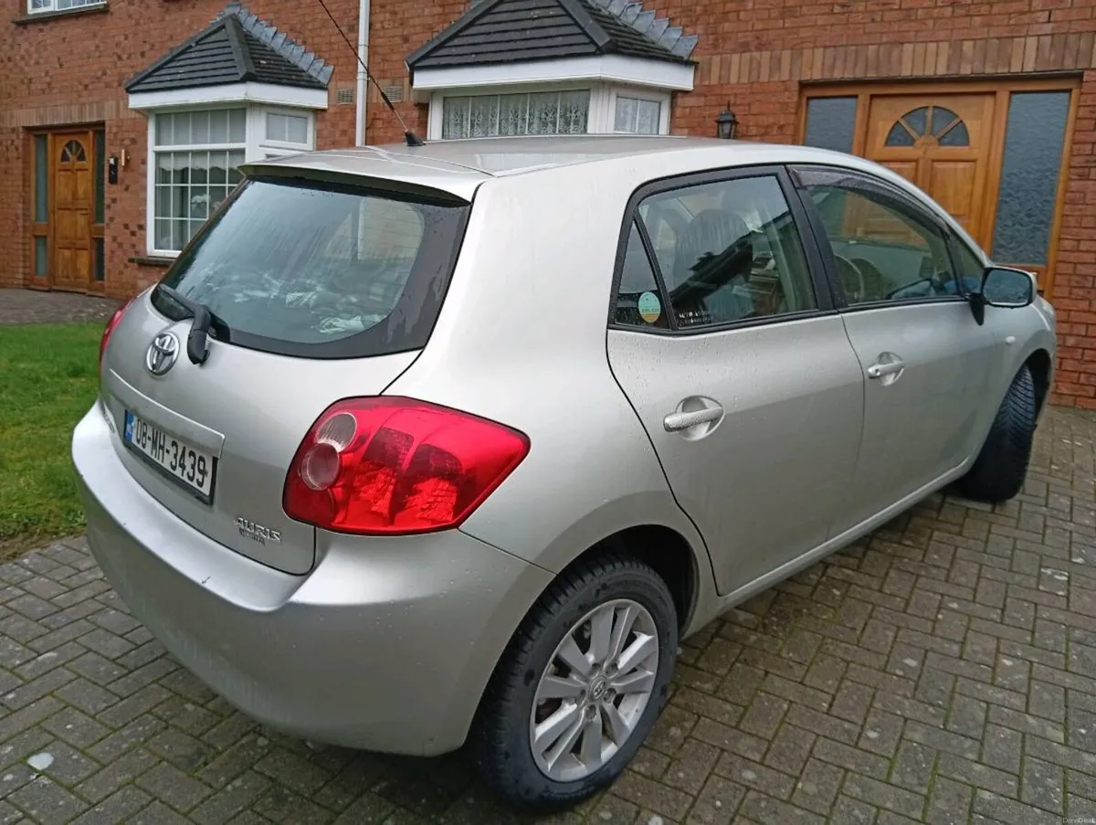 Toyota auris - Image 3