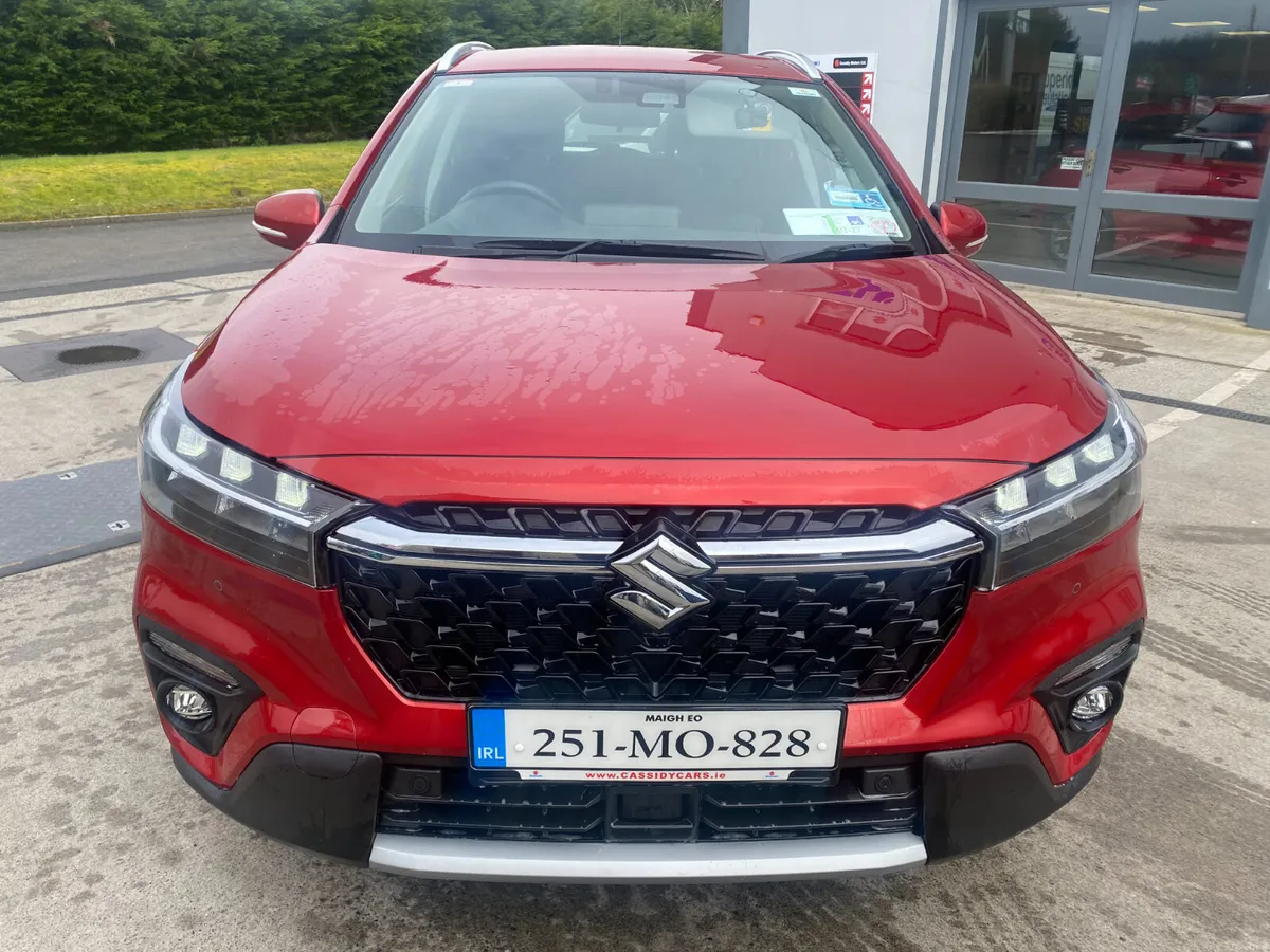 2025, Suzuki  S-Cross, AUTO, HYBRID - Image 2