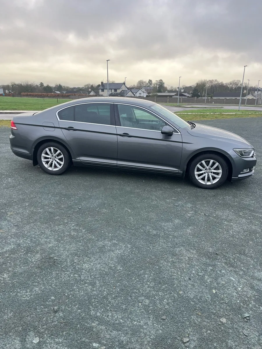 171 VW Passat 1.6TDI - Image 1