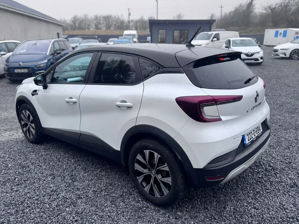 2022 Renault Captur ZERO DEPOSIT FINANCE - Image 4