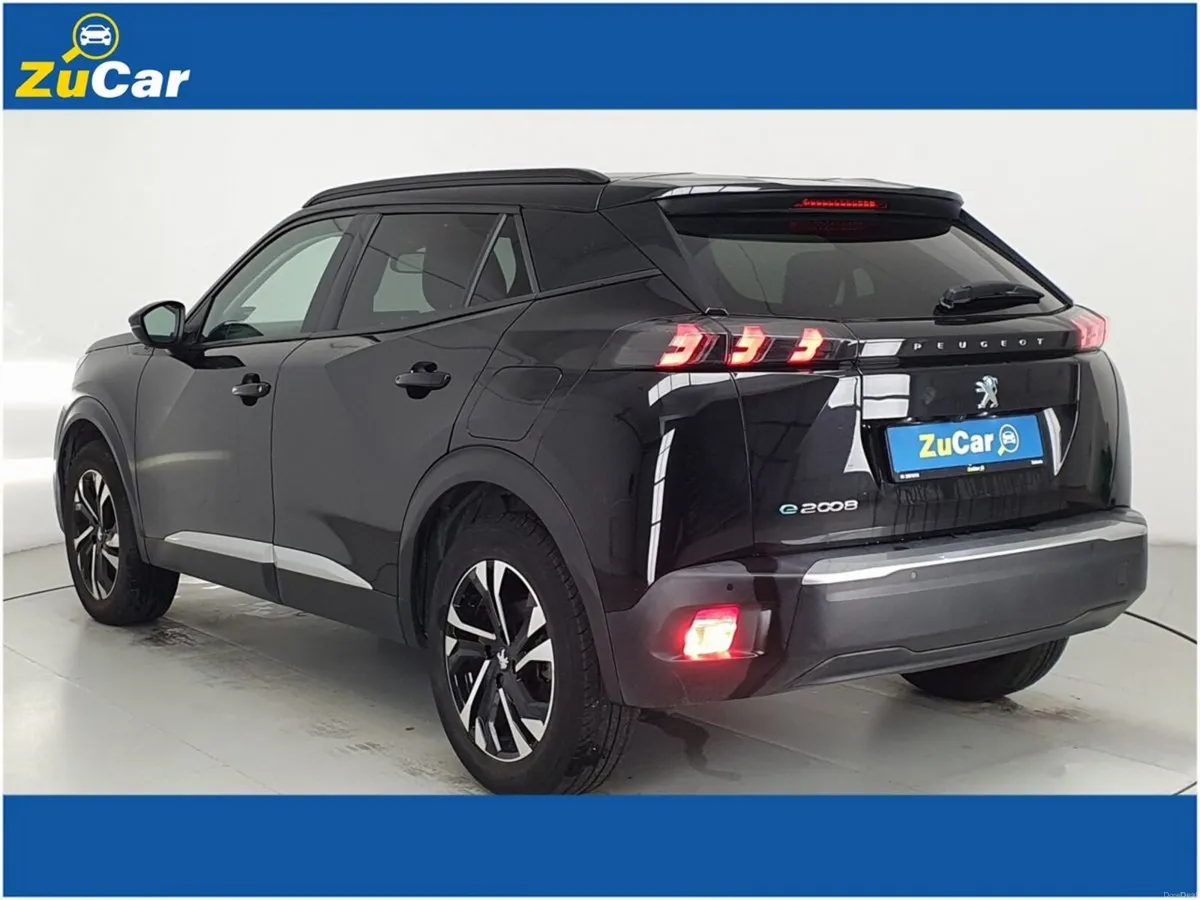 Peugeot 2008 Electric 136 bhp (50 kWh) Allure - Image 4