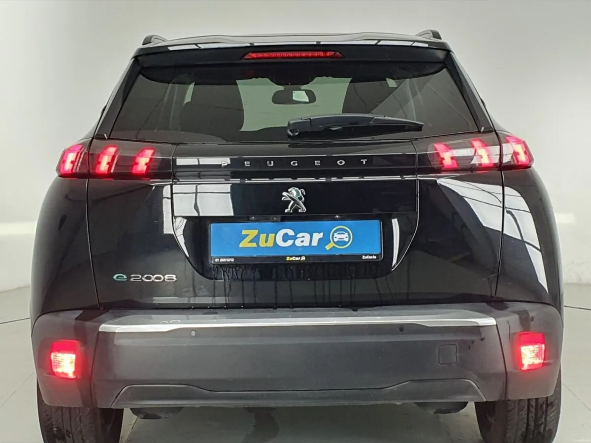Peugeot 2008 Electric 136 bhp (50 kWh) Allure - Image 4