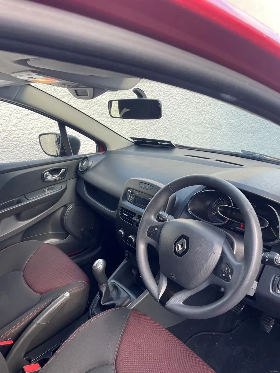 Renault Clio 2015 - Image 3