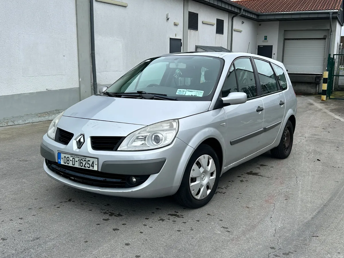Renault  Scenic nct 01/27 - Image 1