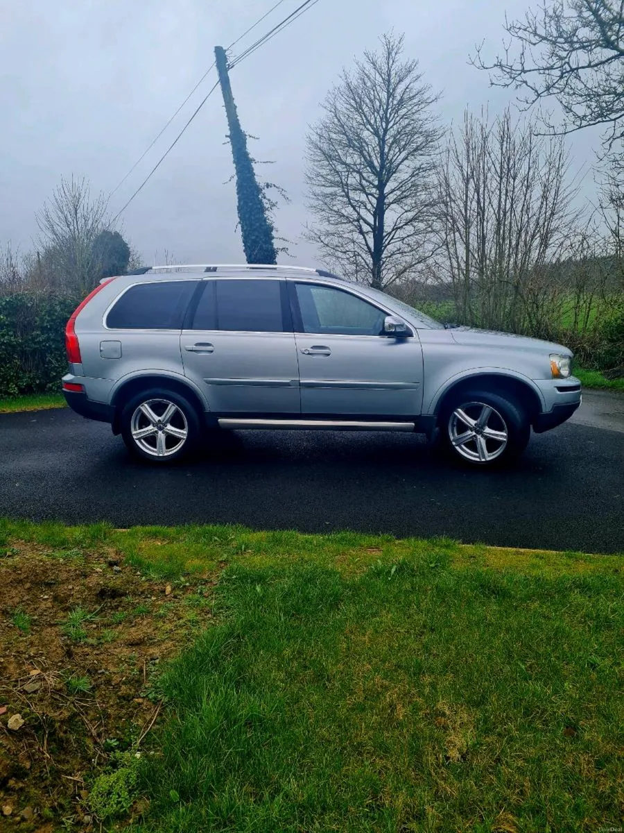 Volvo xc90 r-design AWD 2.4 diesel 2010 - Image 1