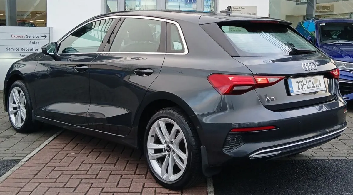 Audi A3 SE 30 TDI 116HP **HEATED FRONT SEATS, LEAT - Image 4