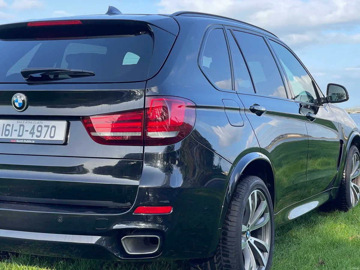 BMW x5 2.0.  7 seater - Image 4