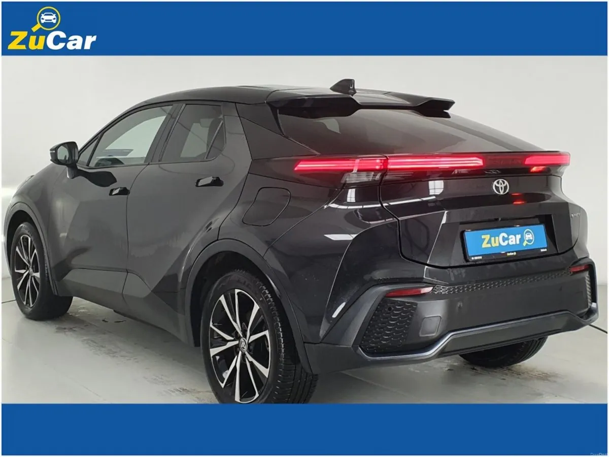 Toyota C-HR C-Hr Design Phev Auto  Design  223 VVT - Image 4