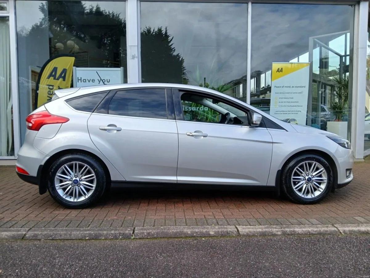 Ford Focus 1.5 TDCi 120PS Zetec, Silver Met, 138km - Image 3