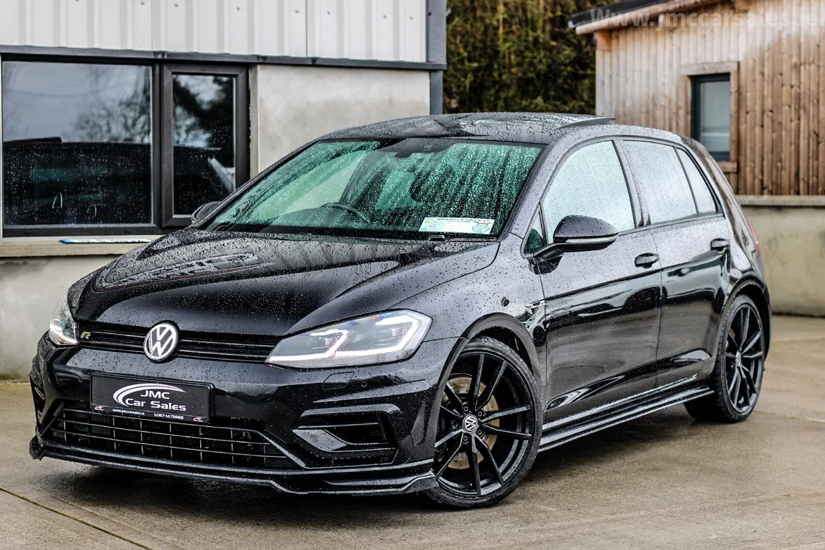 191 VOLKSWAGEN GOLF R PAN ROOF - Image 1