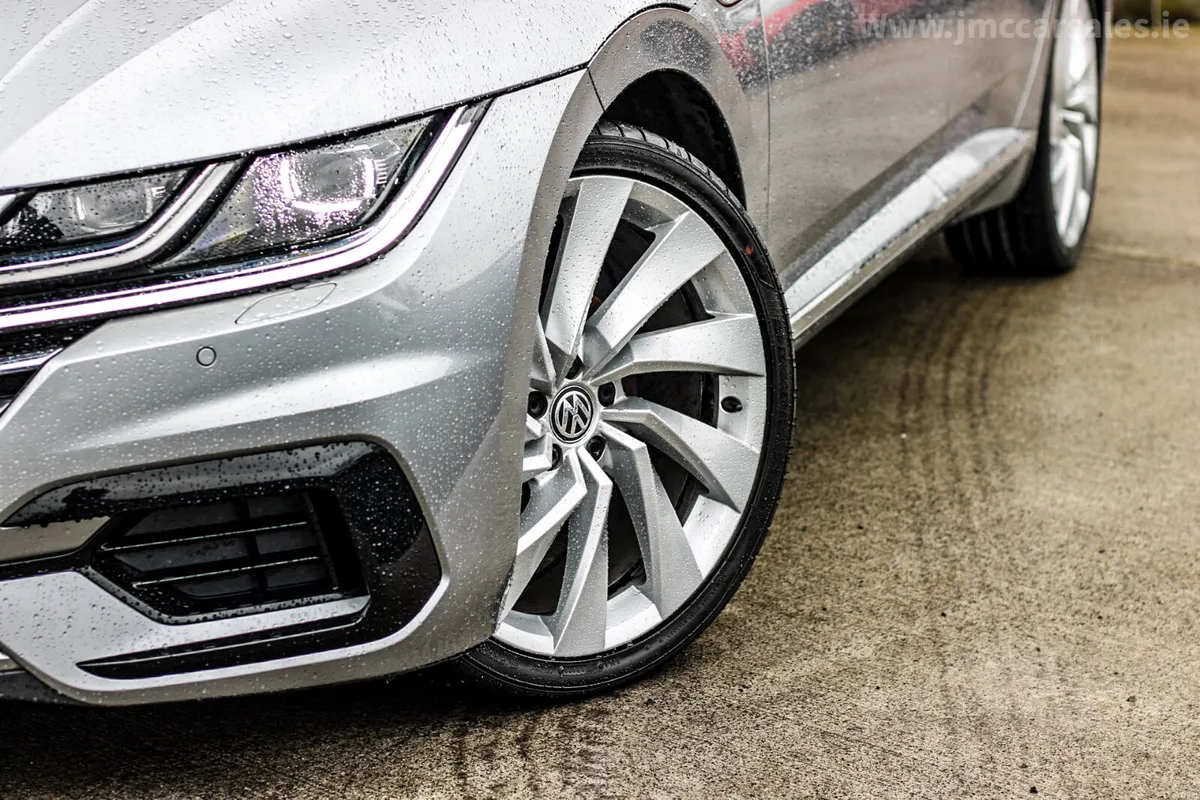 2019 VOLKSWAGEN ARTEON R-LINE - Image 2