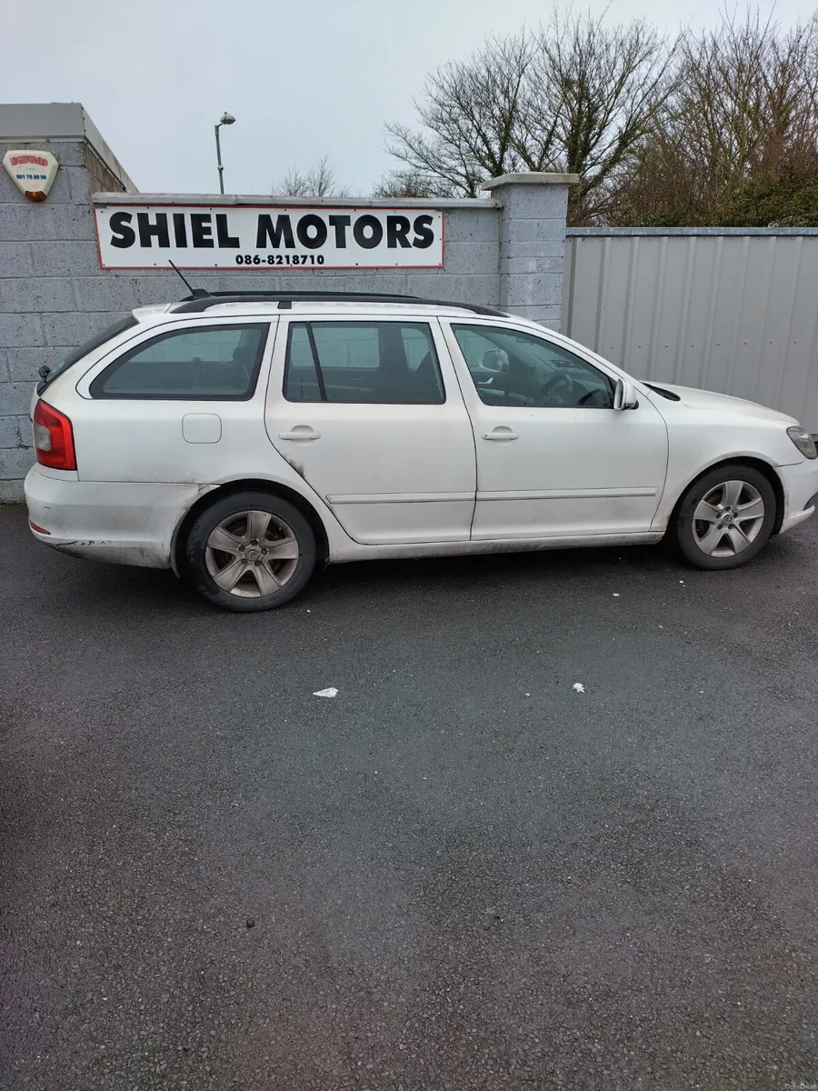 Skoda Octavia 2011 - Image 1