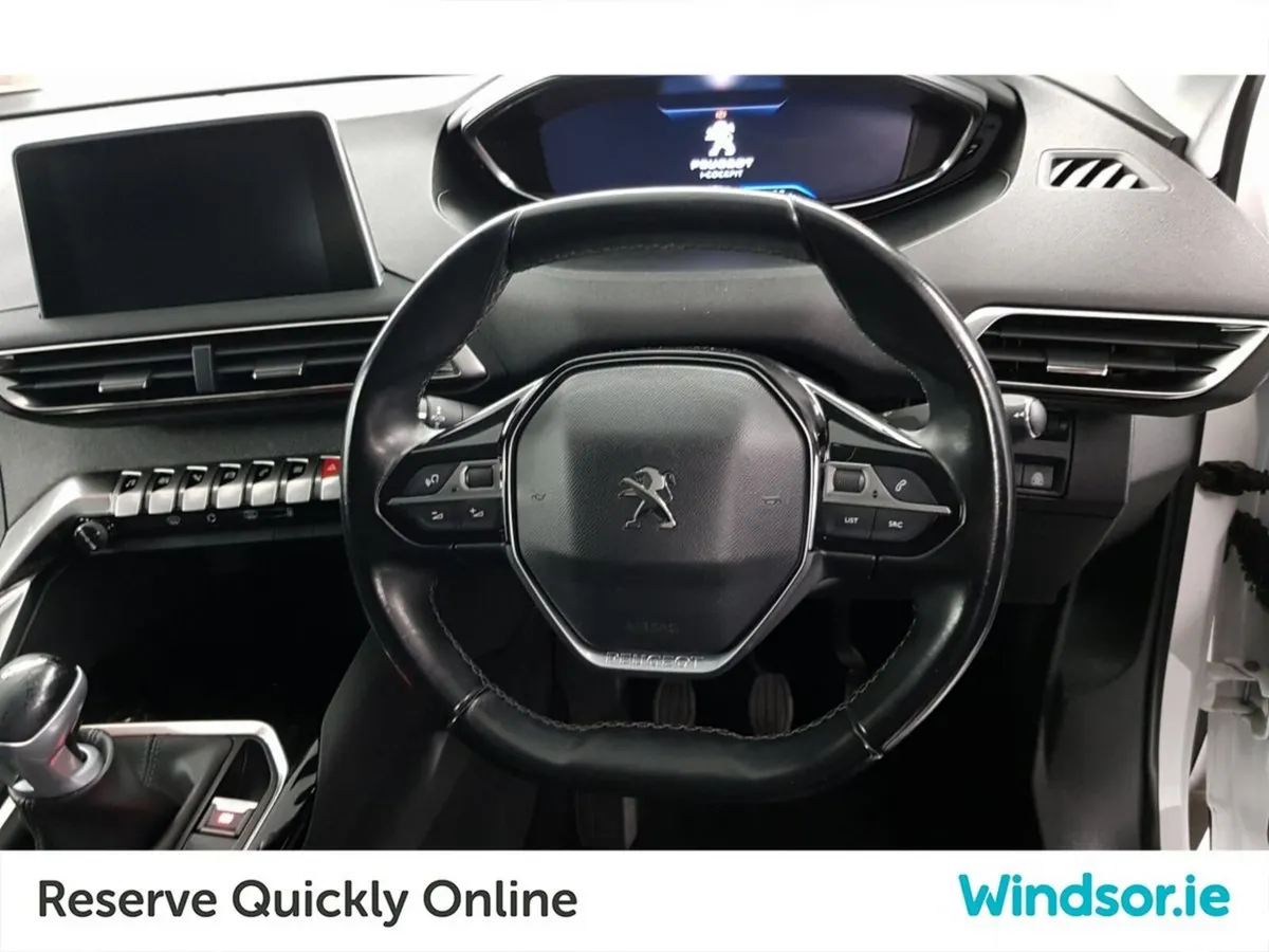 Peugeot 5008 1.2 PureTech 130bhp Allure - Image 4