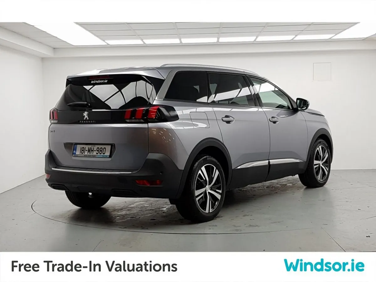 Peugeot 5008 1.2 PureTech 130bhp S&S Allure - Image 3