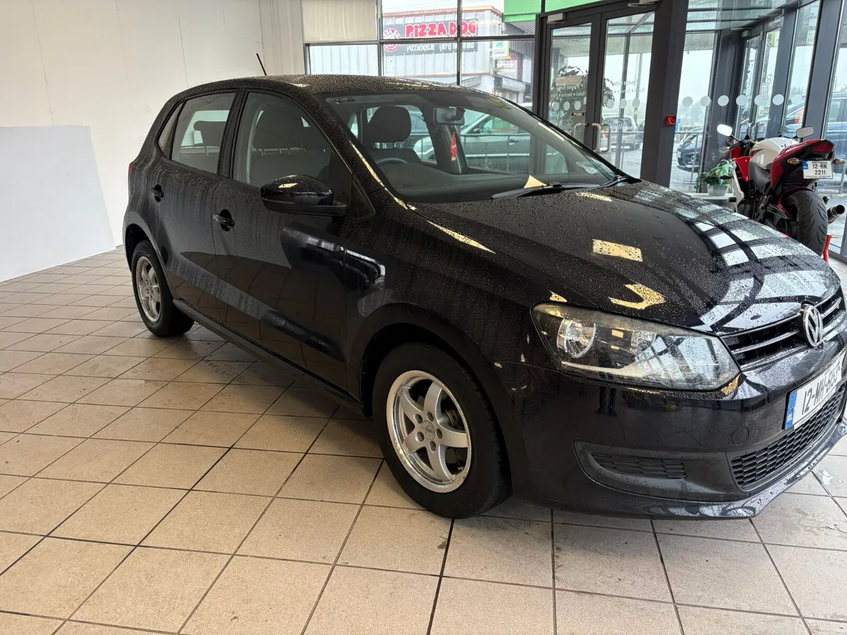 Volkswagen Polo 2012 1.2 AUTOMATIC - Image 1