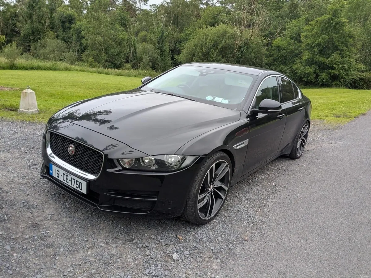 Jaguar XE 2016 - Image 1