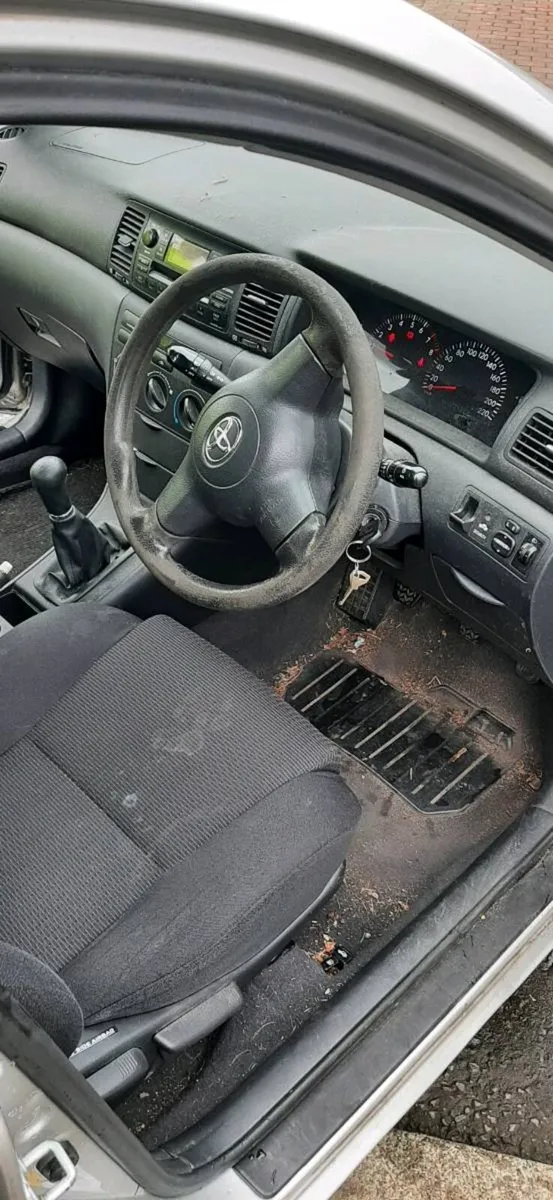 2007 Toyota  corolla 1.4   Petrol - Image 2