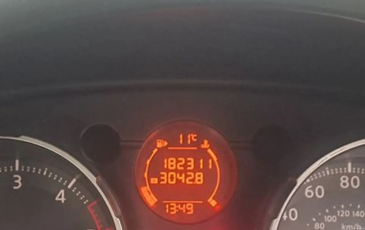 Nissan Qashqai 2009 - Image 2