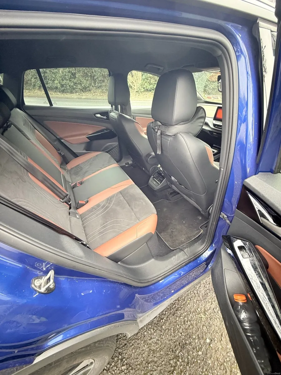 Volkswagen ID.4 2021 Life 77KwH - Image 2