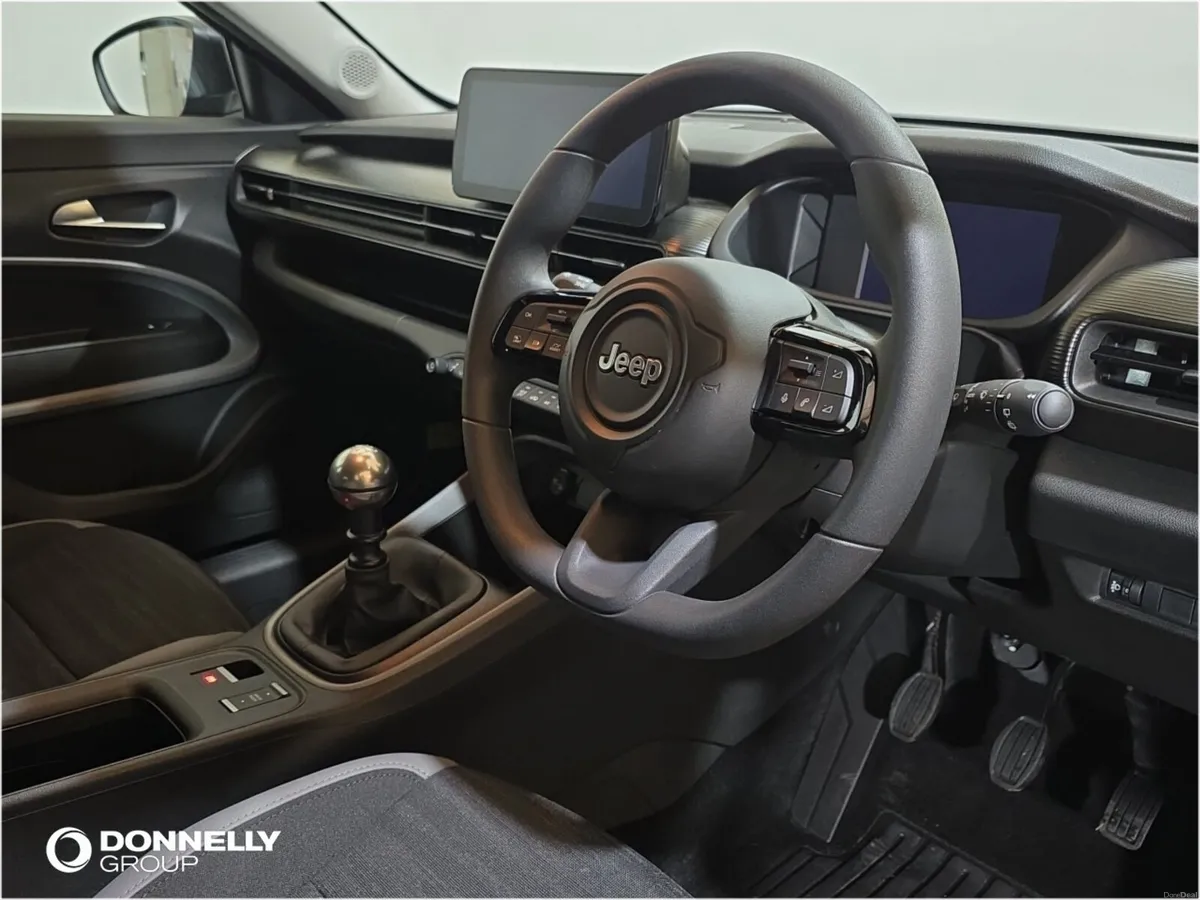 Jeep Avenger Hatchback Longitude - Image 4