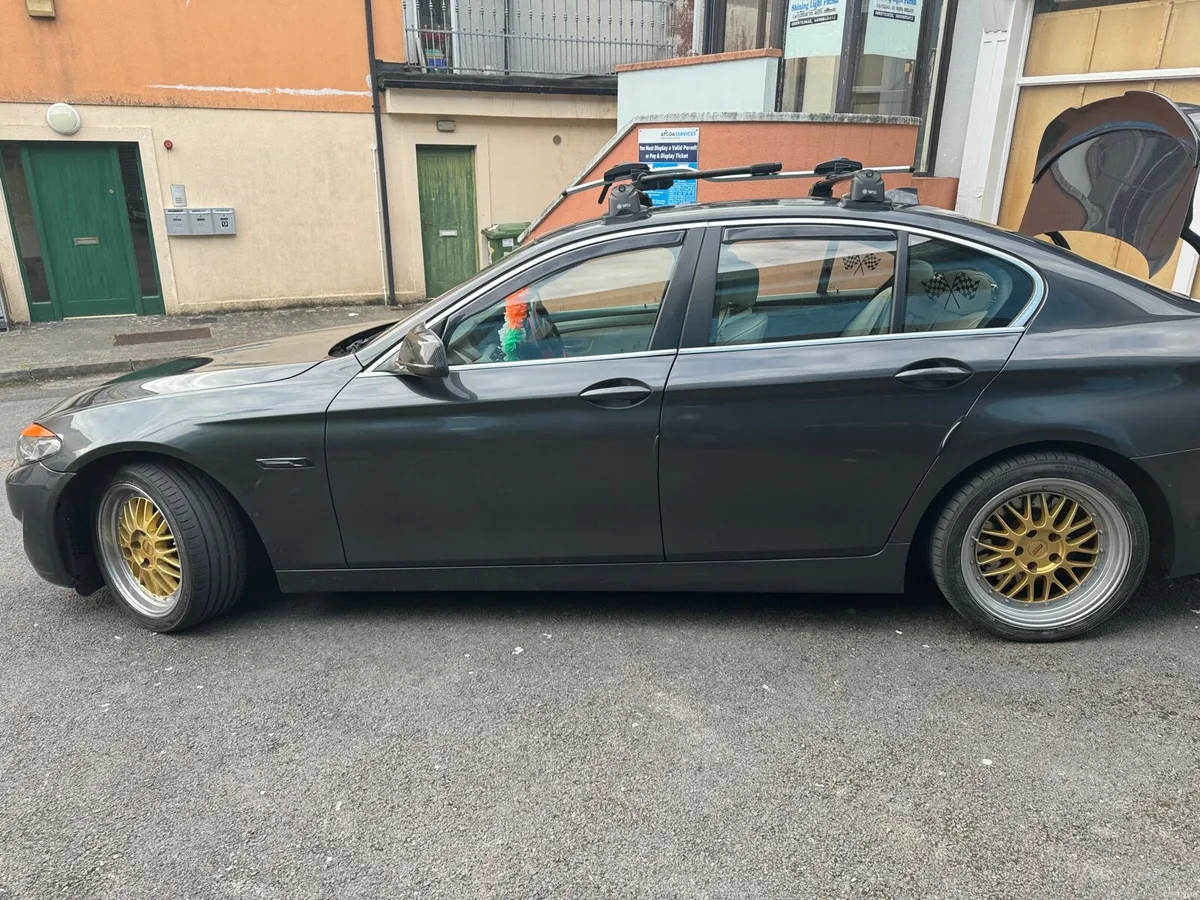 2011 BMW 520d Sport Edition - Image 2