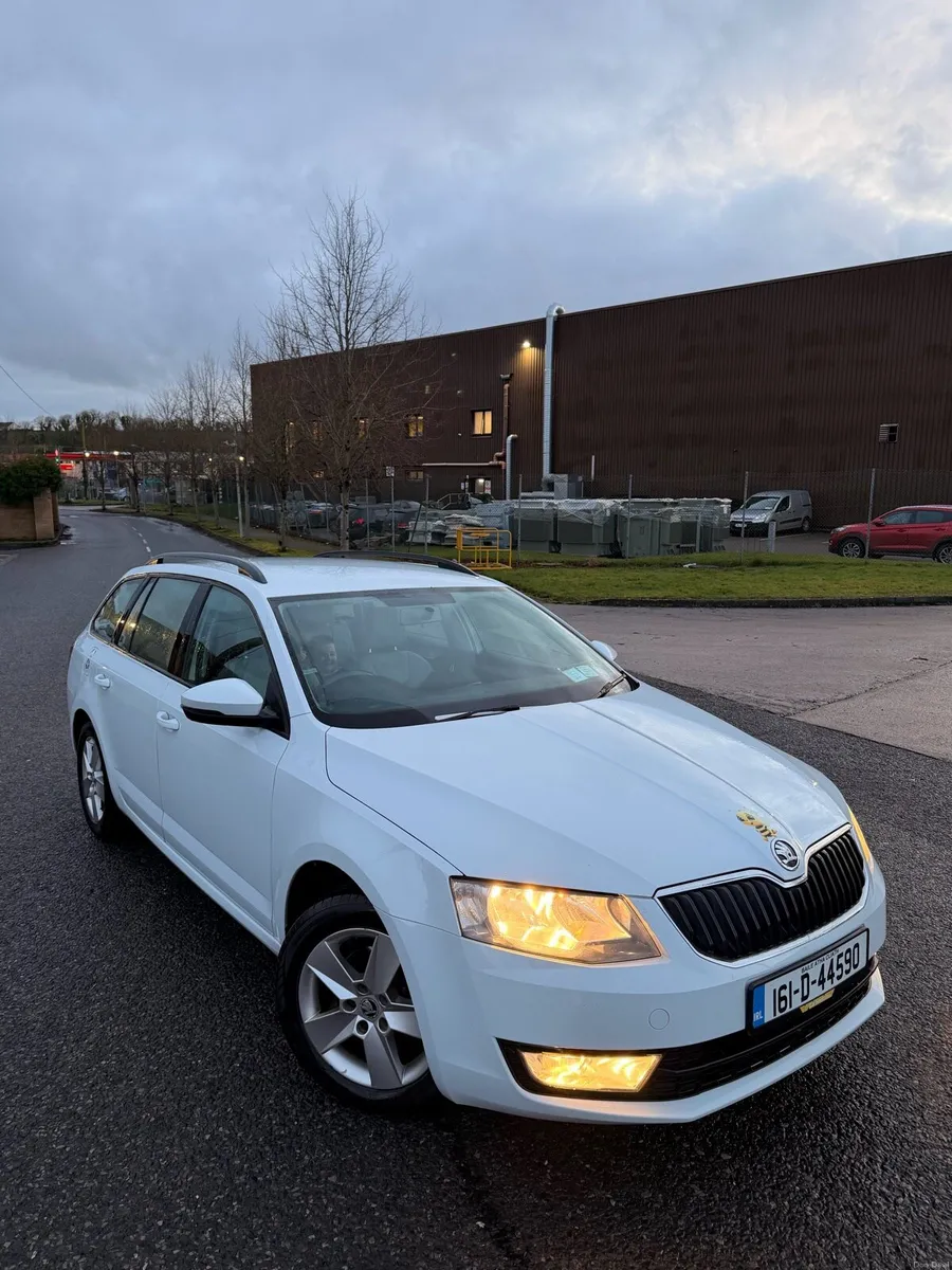 Skoda Octavia AMBITION 2.0TDI NCT 2/28 TAX 1/27 - Image 1