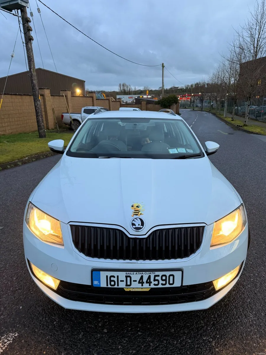 Skoda Octavia AMBITION 2.0TDI NCT 2/28 TAX 1/27 - Image 2