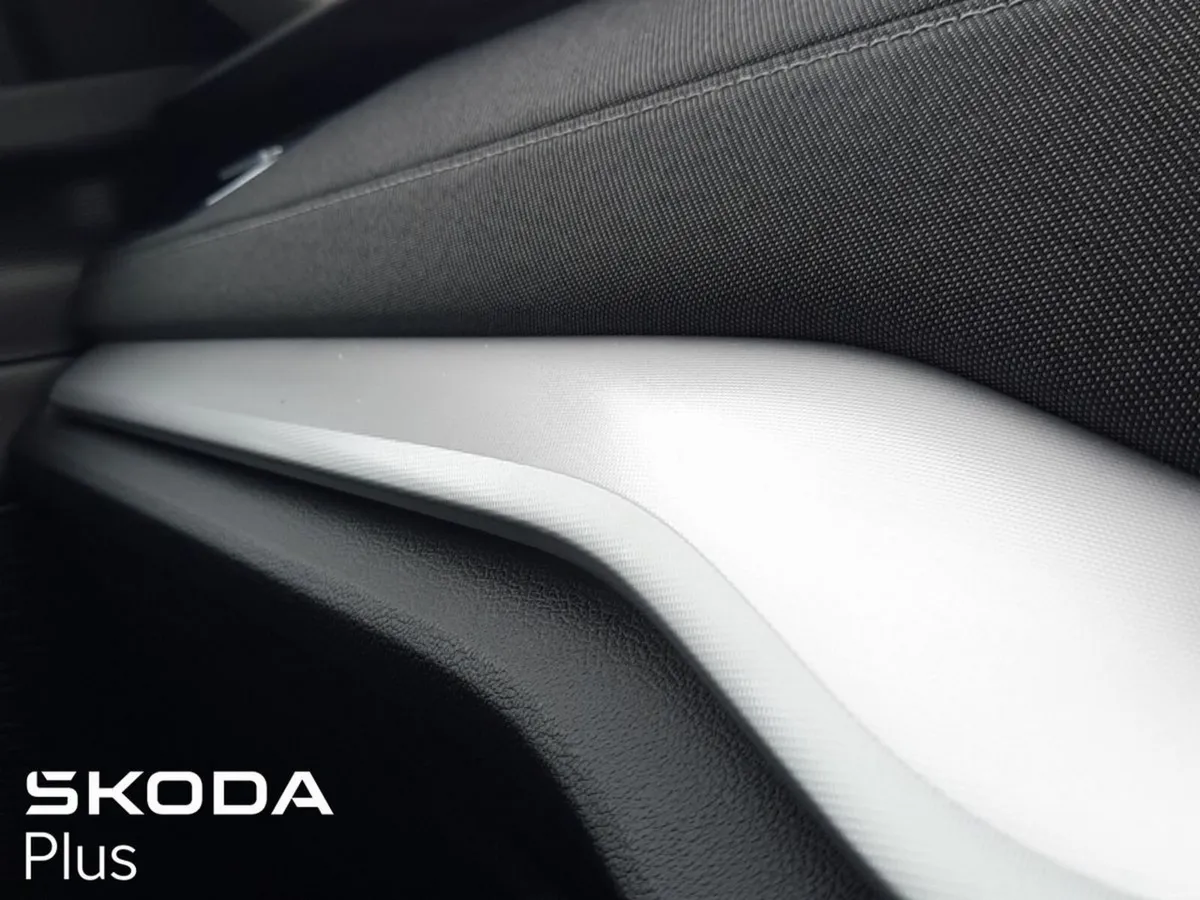 Skoda Octavia **HEATED SEATS**OCTAVIA E-30 2.0TDI - Image 4