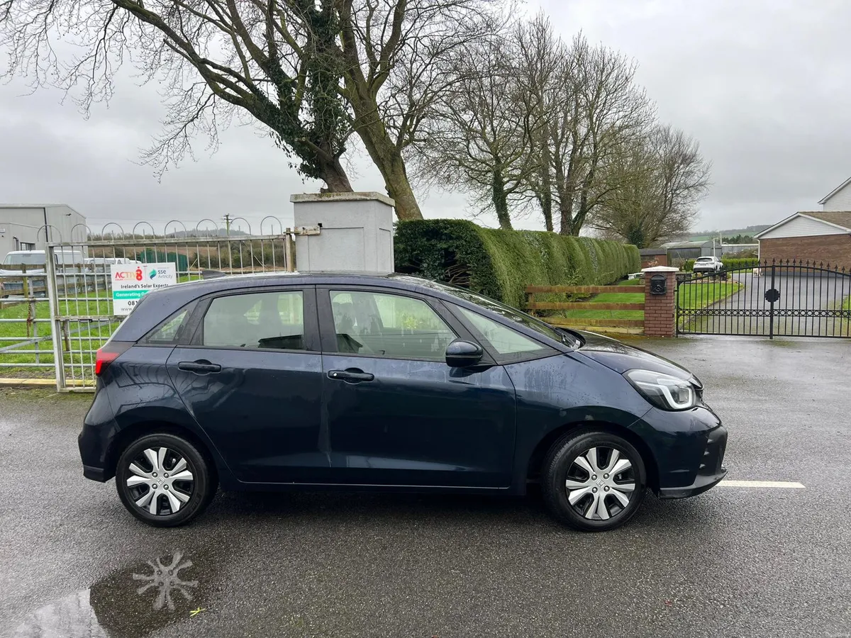 Honda Jazz Elegance e:HEV 2024 - Image 3